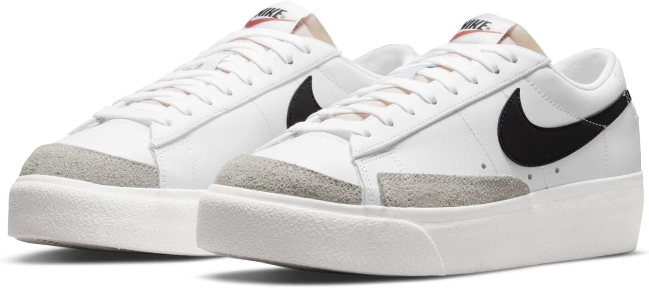 Nike blazer low white