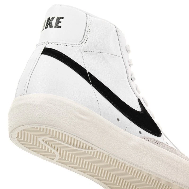 Nike blazer white