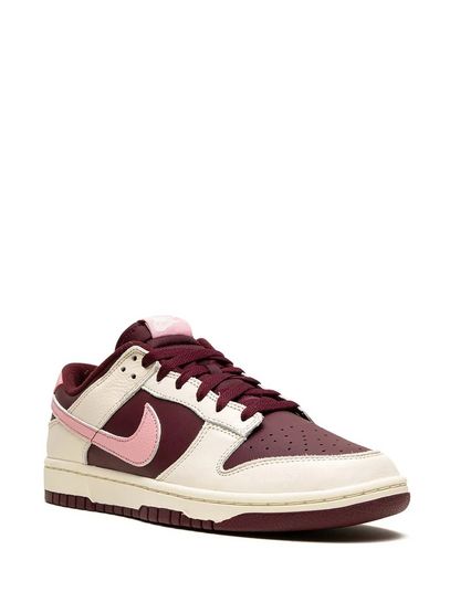 Nike dunk Valentine's Day
