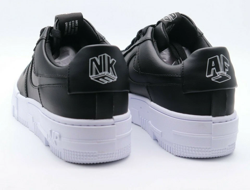 Air Force 1 Low pixel black